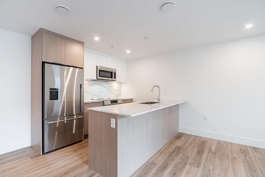 109 2085 E 1st Avenue