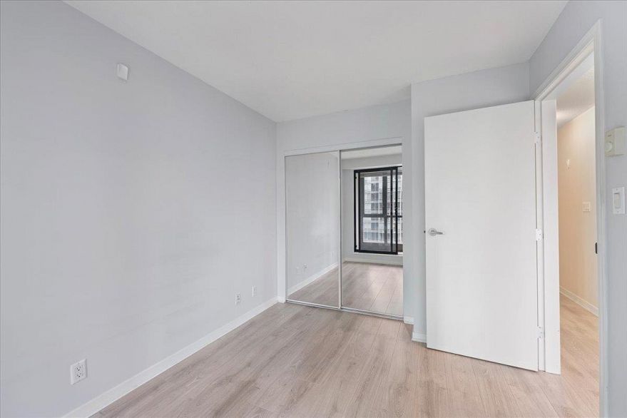 901 1331 Alberni Street