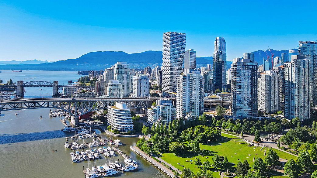 906 638 BEACH AVENUE, Vancouver BC V6Z 3A9