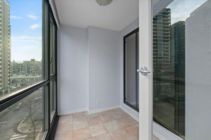 901 1331 Alberni Street