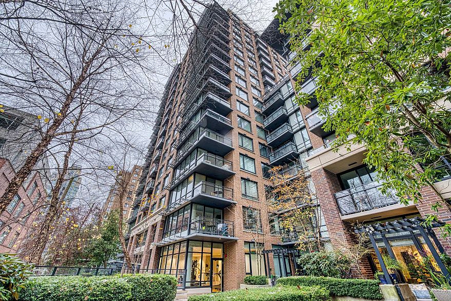 1807 1088 Richards Street