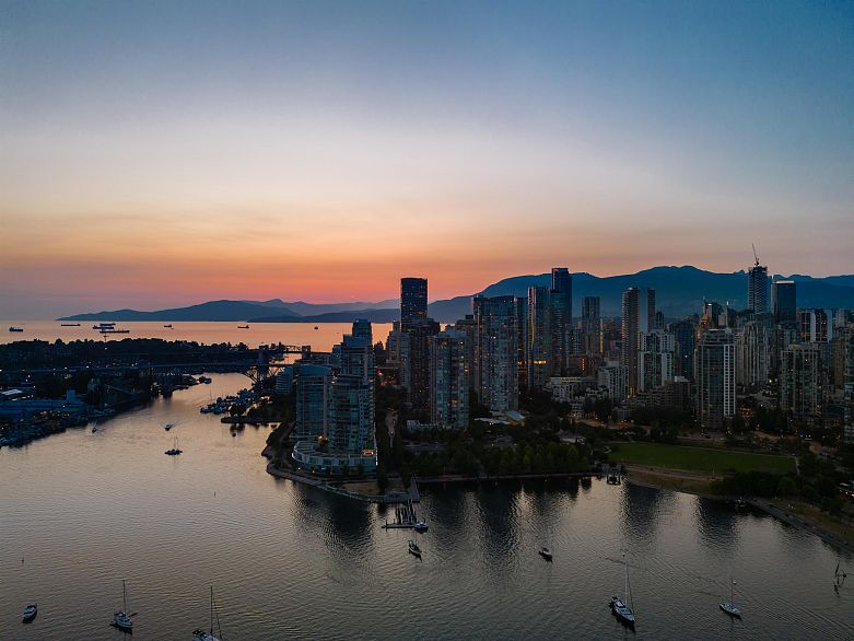 1701 499 Pacific Street