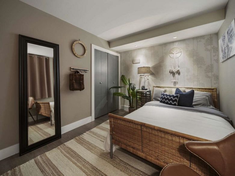 202 2250 SE Marine Drive