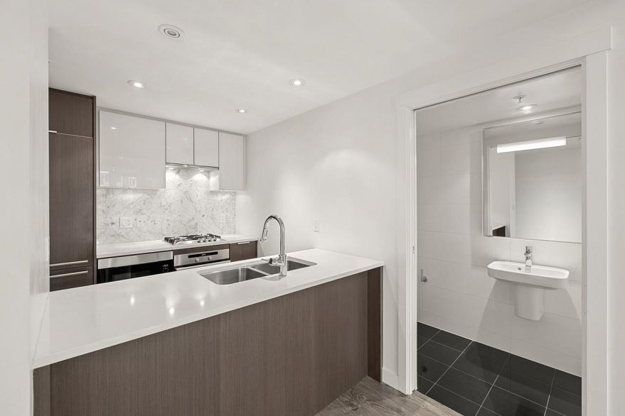 502 110 Switchmen Street