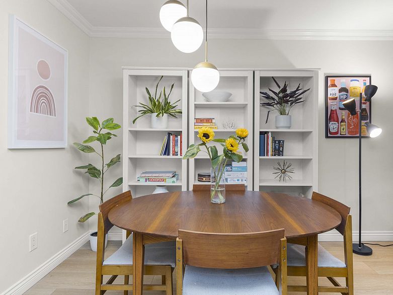 302 1550 Barclay Street