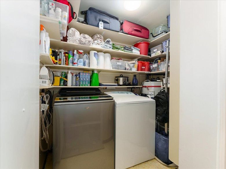 304 1274 Barclay Street