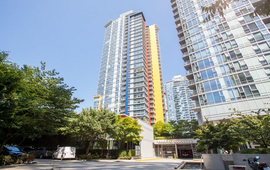 2706 602 Citadel Parade