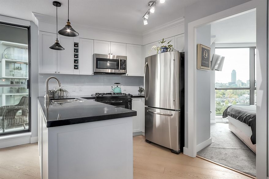 1102 501 Pacific Street