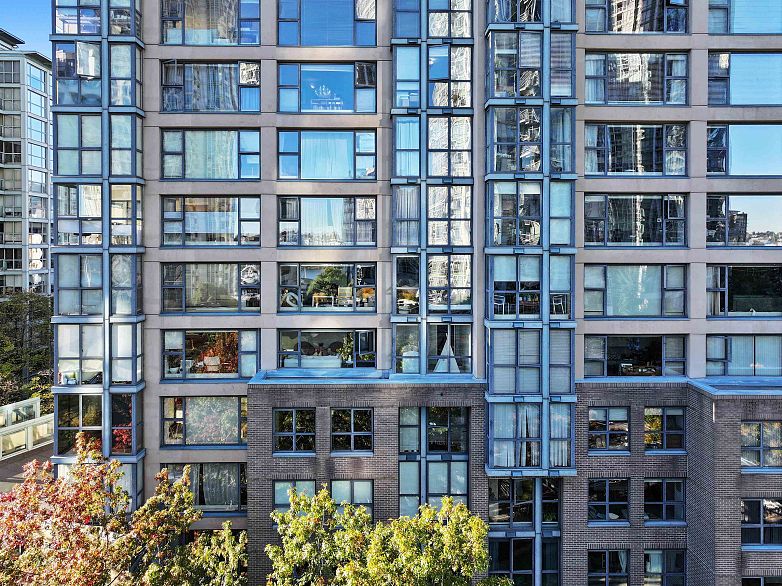 602 1177 Pacific Boulevard