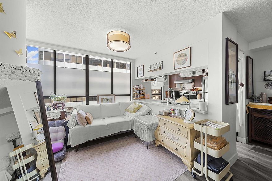 1506 1060 Alberni Street