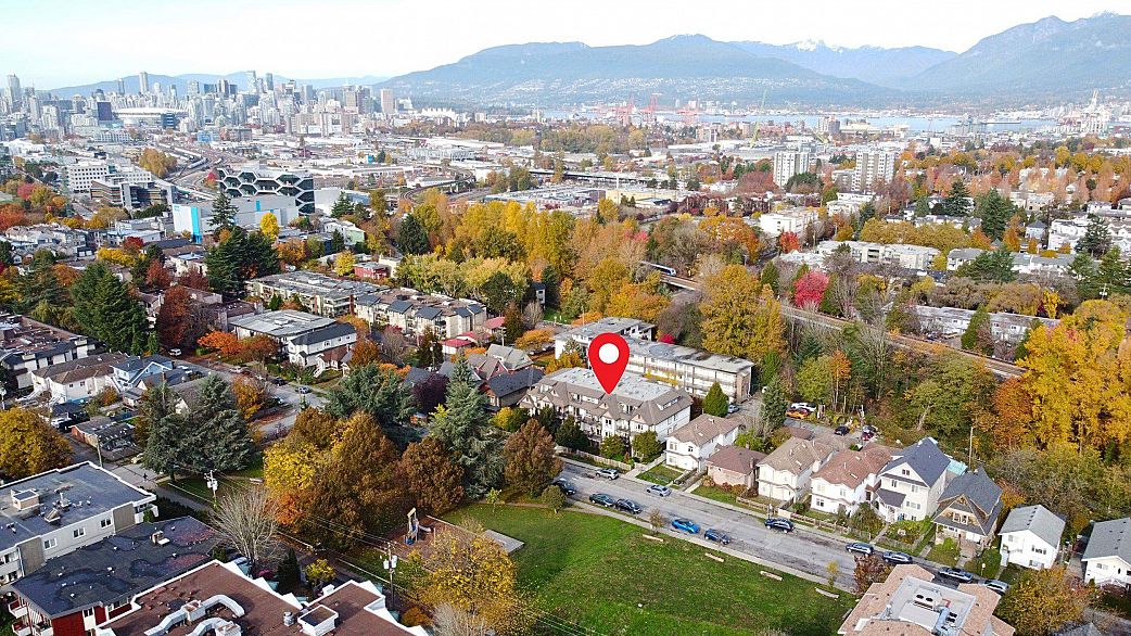 PH3 1533 E 8th Avenue