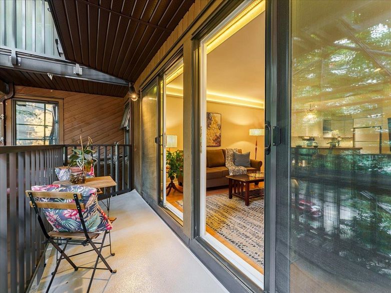 304 1274 Barclay Street