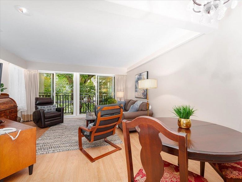 304 1274 Barclay Street