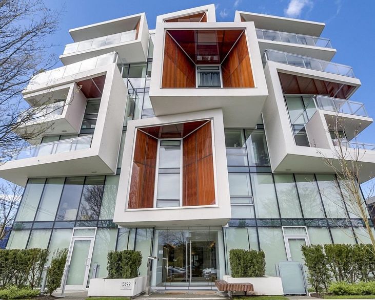 601 5699 Baillie Street