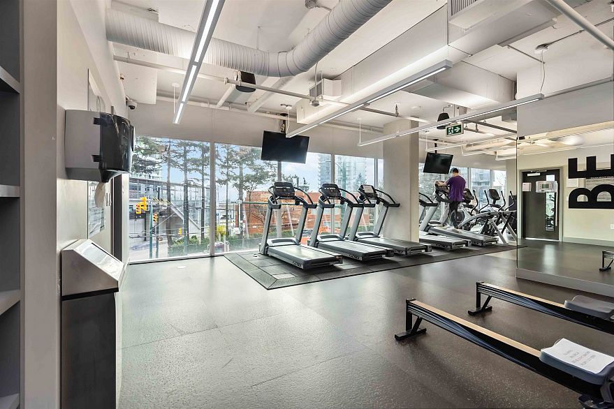 601 8238 Lord Street