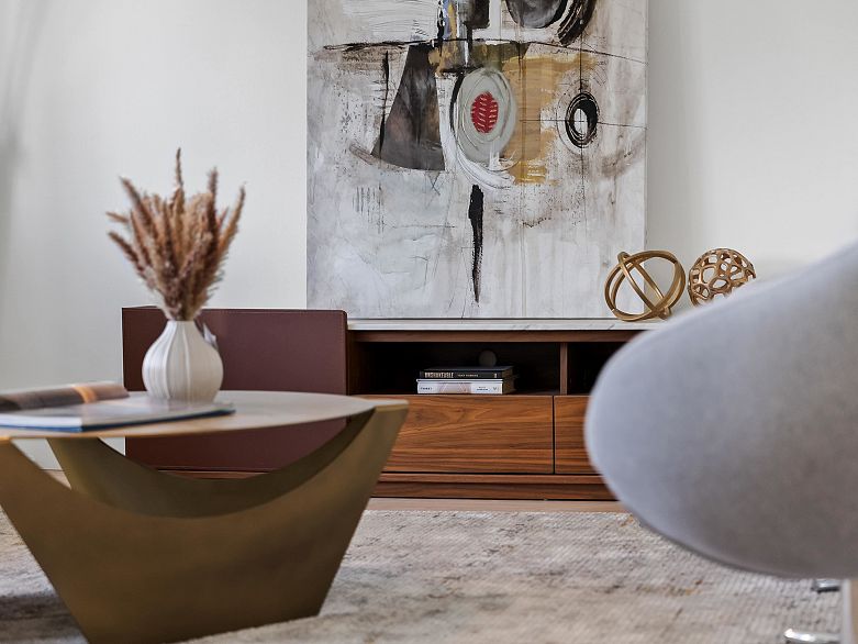 602 1177 Pacific Boulevard