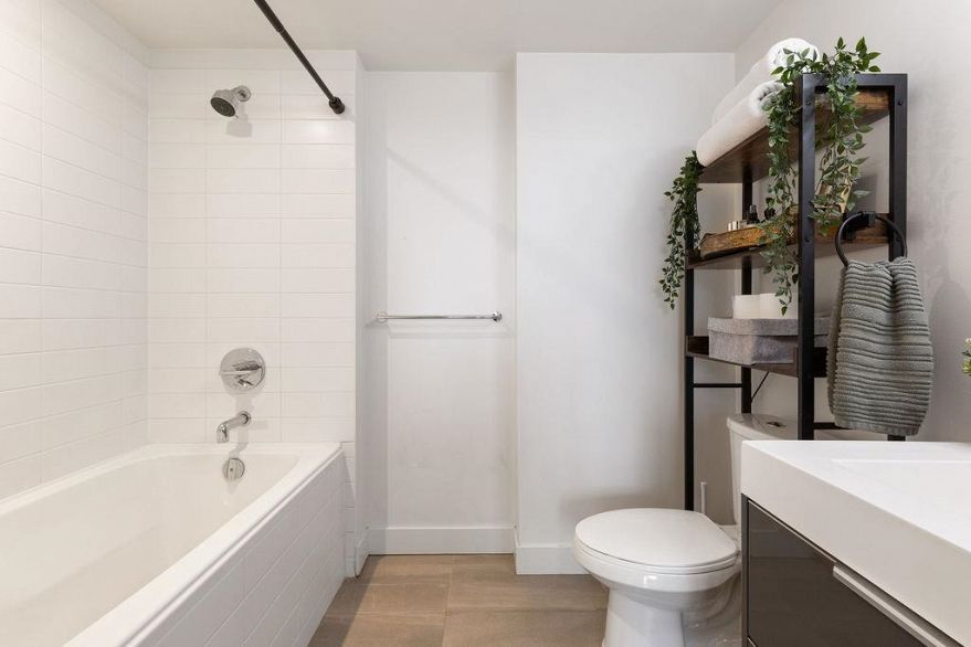 609 1325 Rolston Street