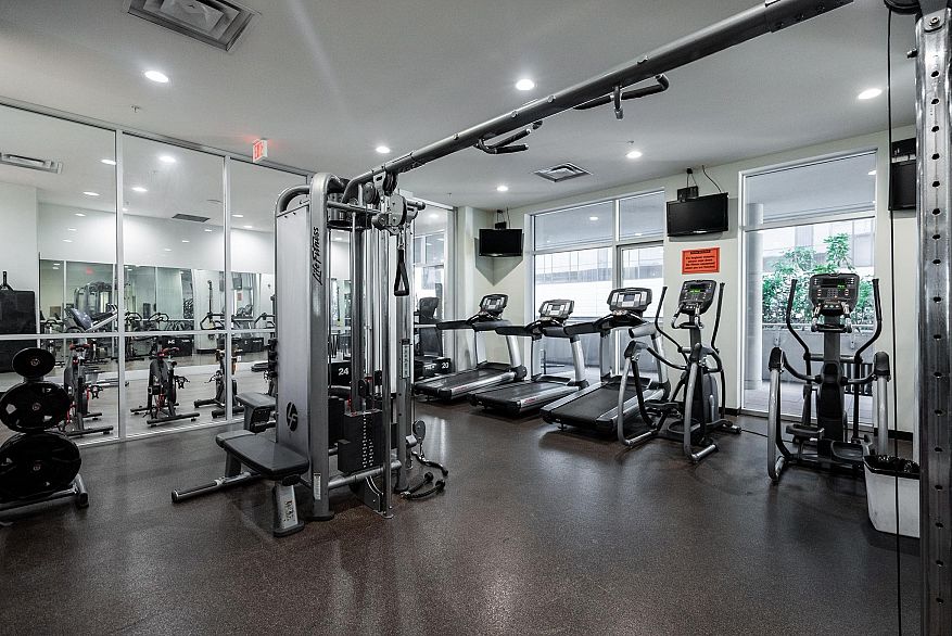 2306 833 Homer Street