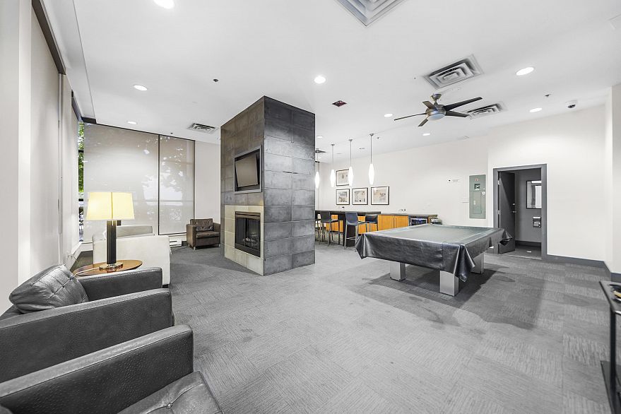 2107 1295 Richards Street