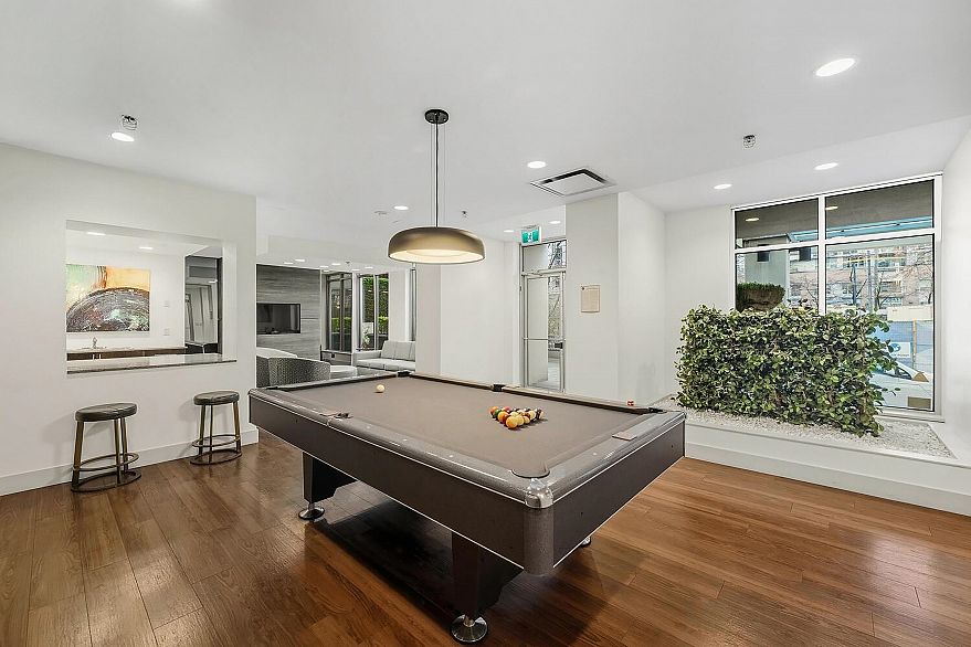 2404 1225 Richards Street