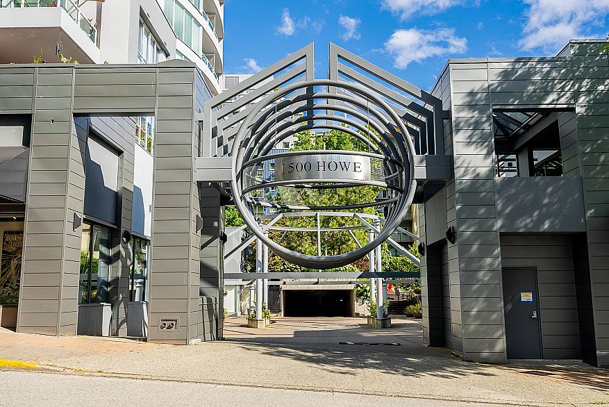 2301 1500 Howe Street