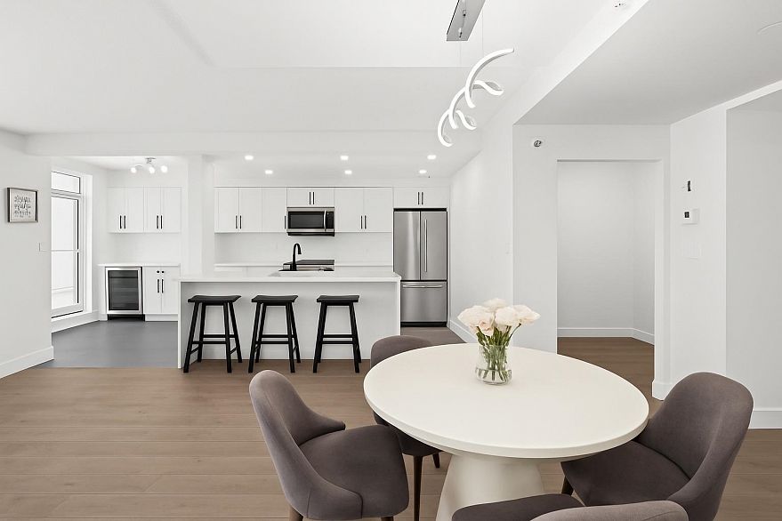 2006 198 Aquarius Mews