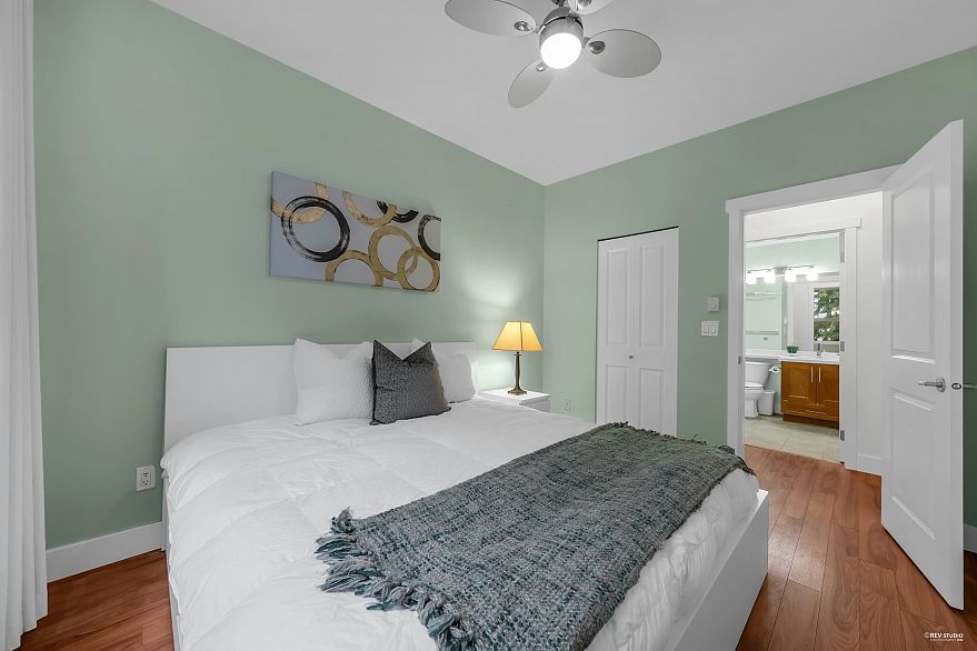 1305 4655 Valley Drive