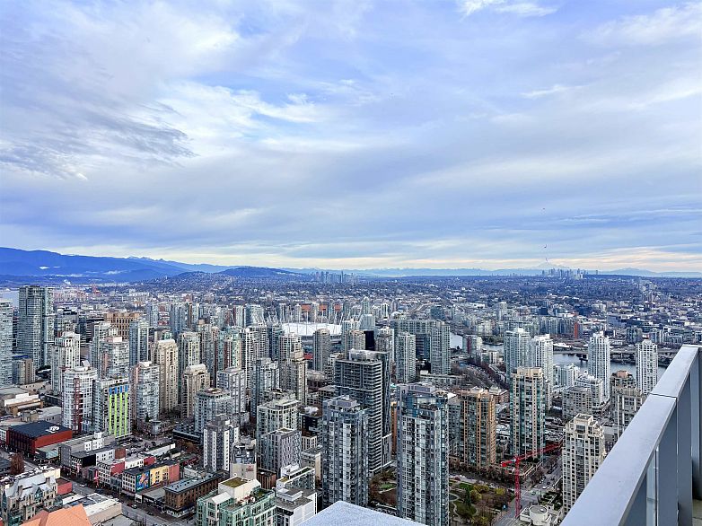 5901 1289 Hornby Street