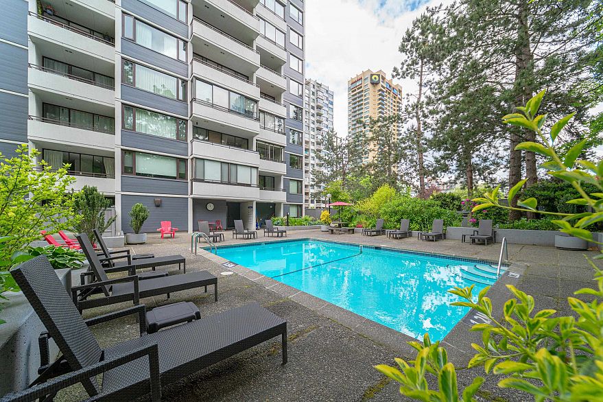 1403 1725 Pendrell Street