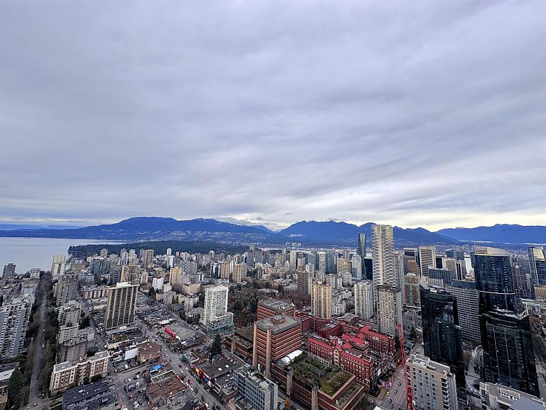 5901 1289 Hornby Street