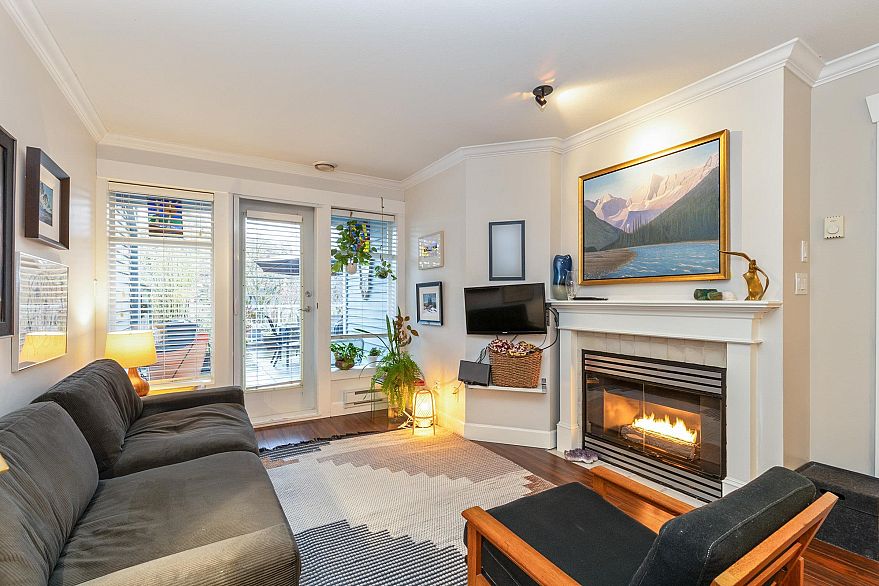 209 3333 W 4th Avenue