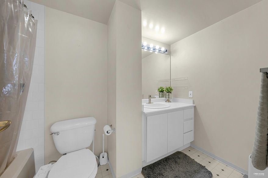 1408 5189 Gaston Street