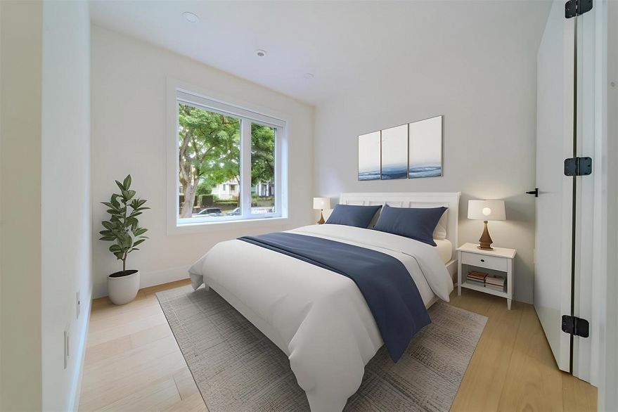 1 3576 E Pender Street