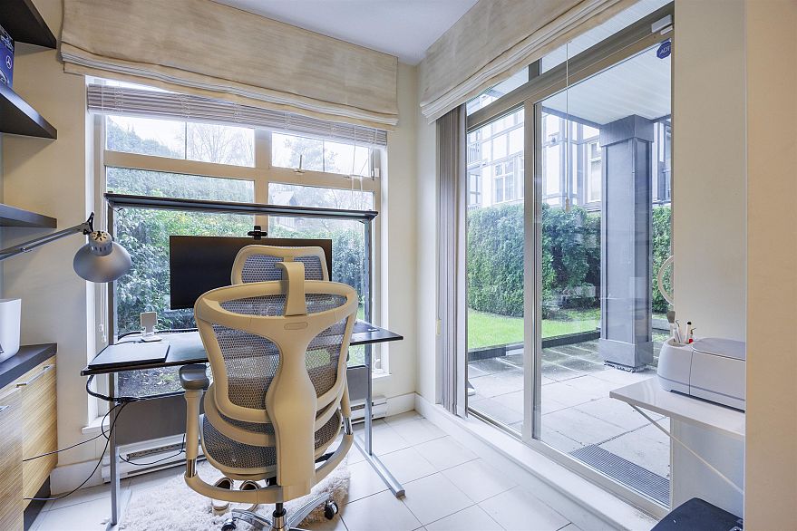 116 4885 Valley Drive