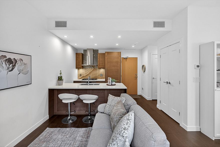 408 5681 Birney Avenue