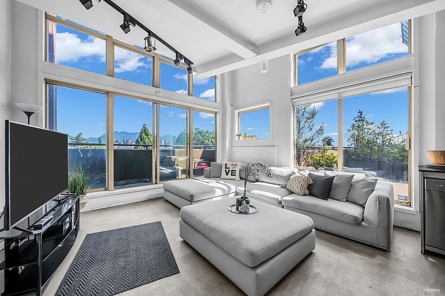 404 1529 W 6th Avenue