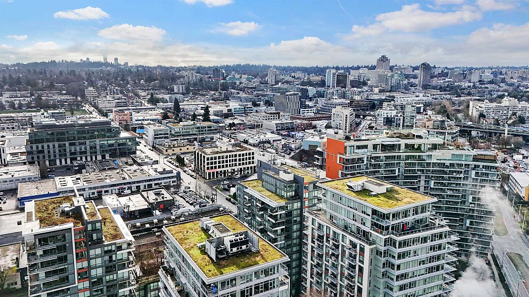 1609 1788 Columbia Street