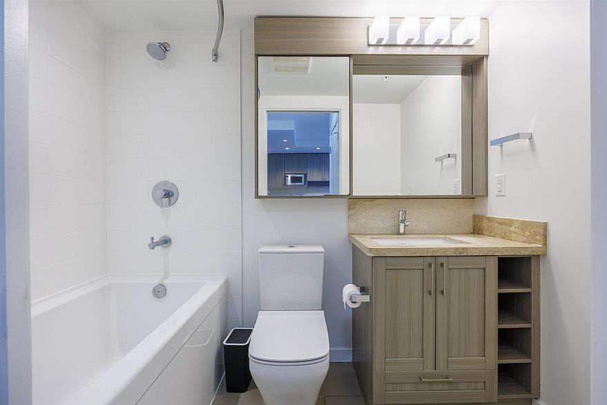 1810 5665 Boundary Road