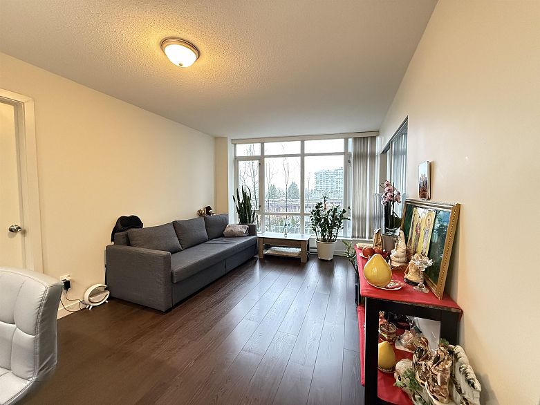 203 4818 Eldorado Mews