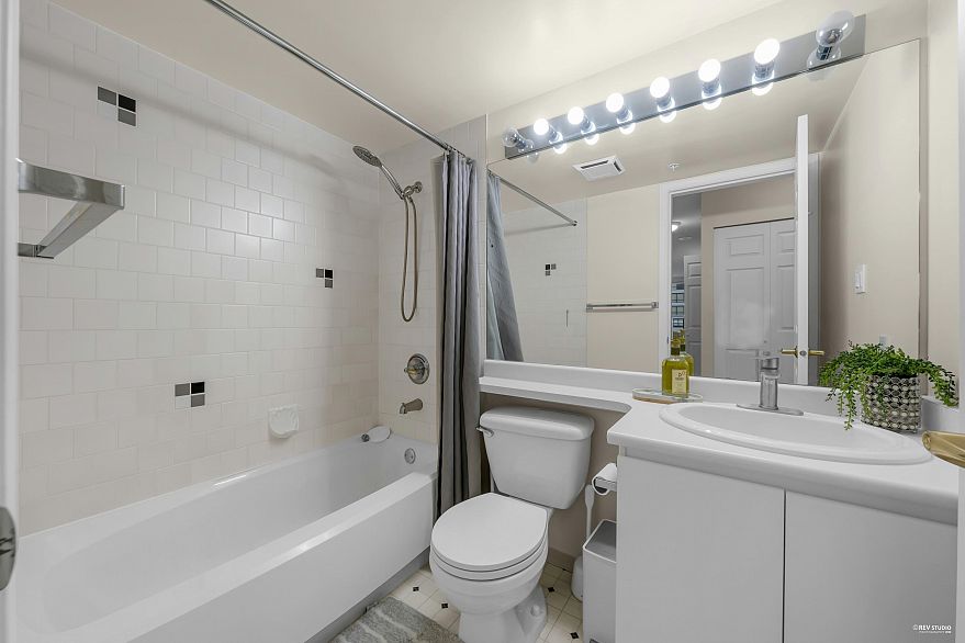 1408 5189 Gaston Street