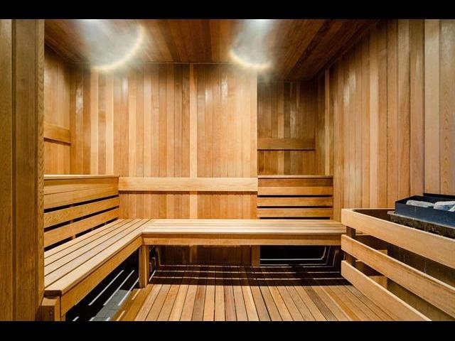 1601 1499 W Pender Street