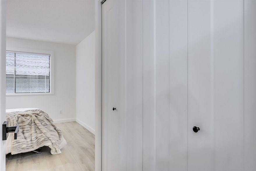 206 1622 Frances Street