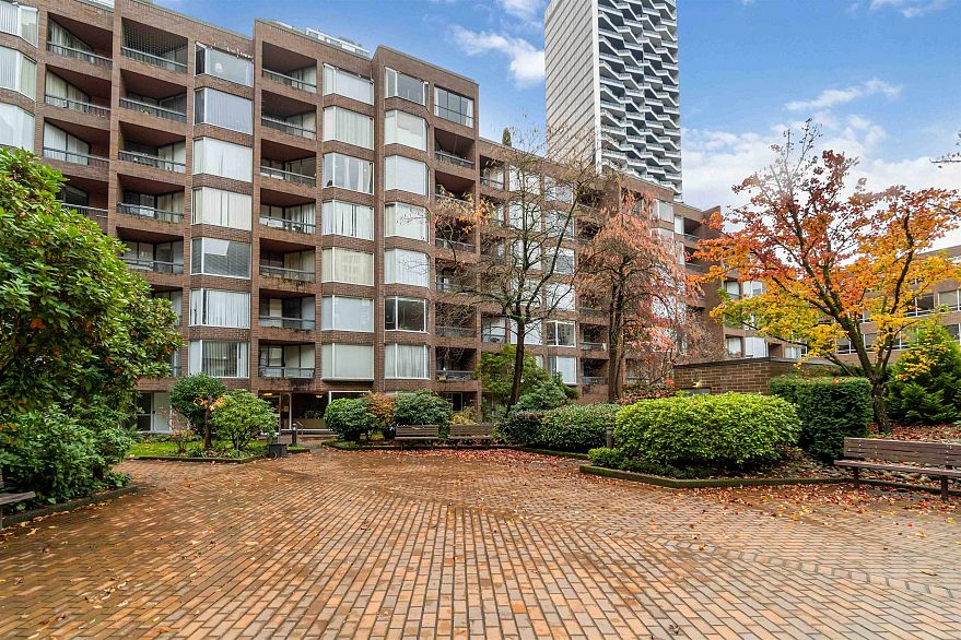 808 1333 Hornby Street