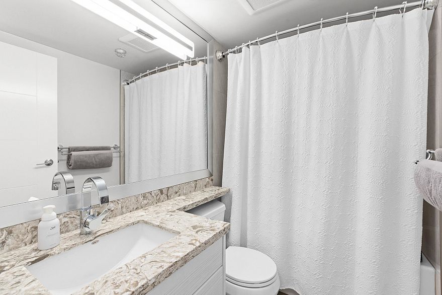 2006 198 Aquarius Mews