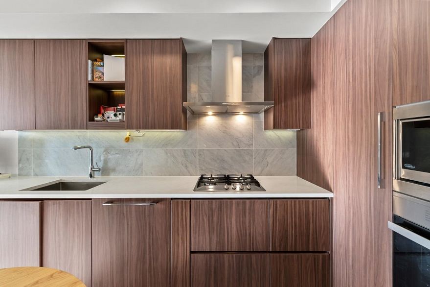 2003 455 SW Marine Drive