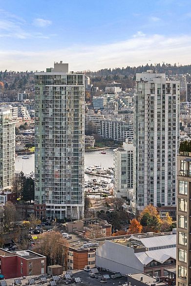 2901 969 Richards Street