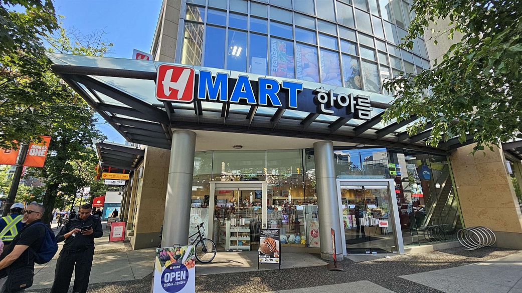 1202 999 Seymour Street