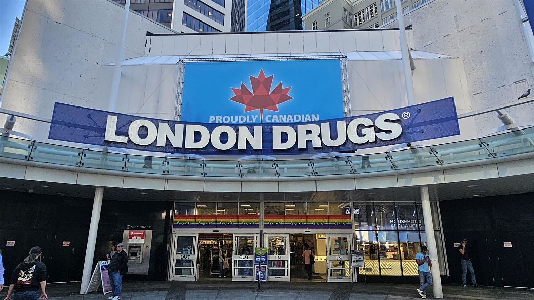 1202 999 Seymour Street