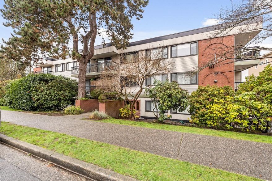 312 2033 W 7th Avenue