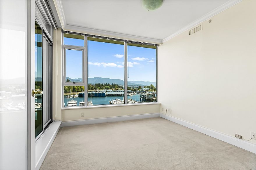 602 1777 Bayshore Drive